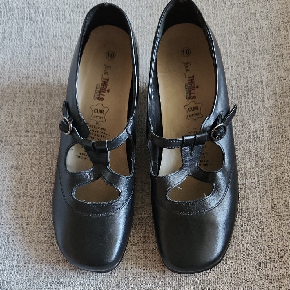 Thrills Black Leather Buckle Shoes